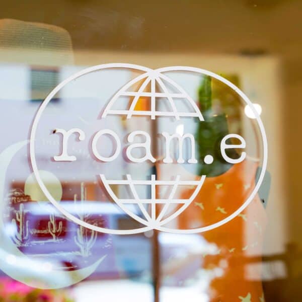 Roame-Window-Sign